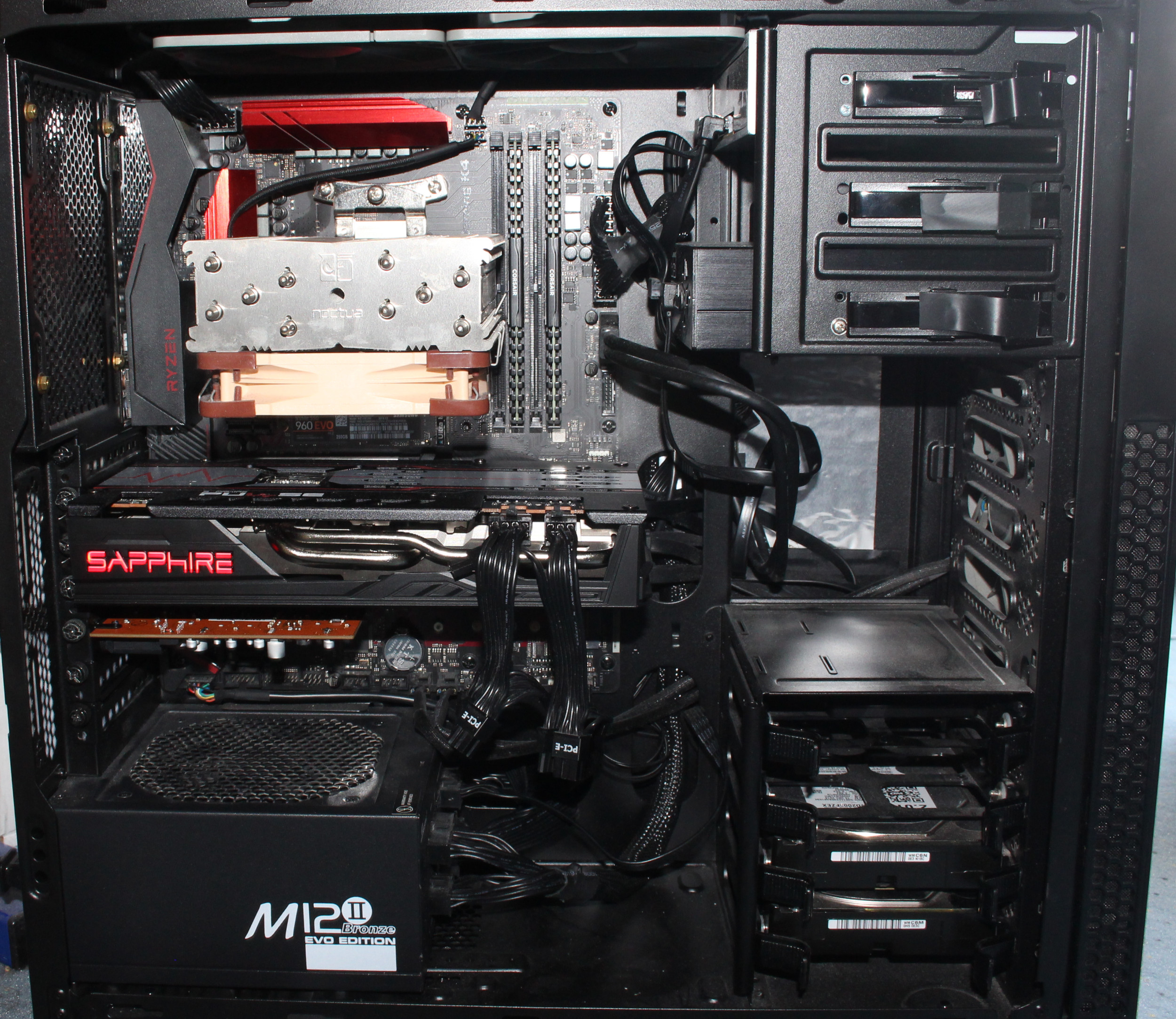 Gigabyte B650i and Thermalright peerless Assassin 120 with CM