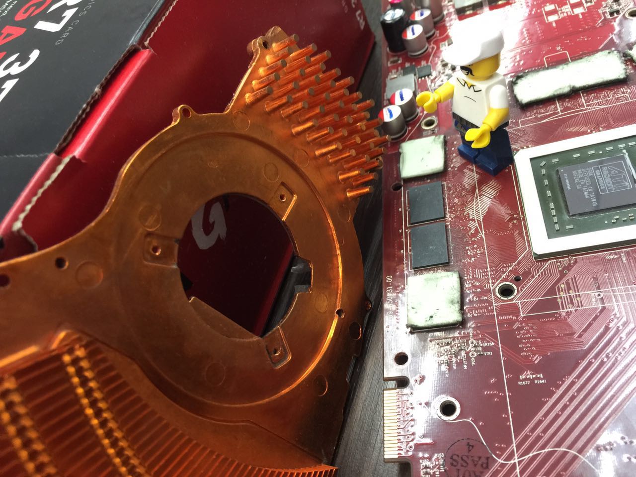 ATi Radeon 0 (5).jpg