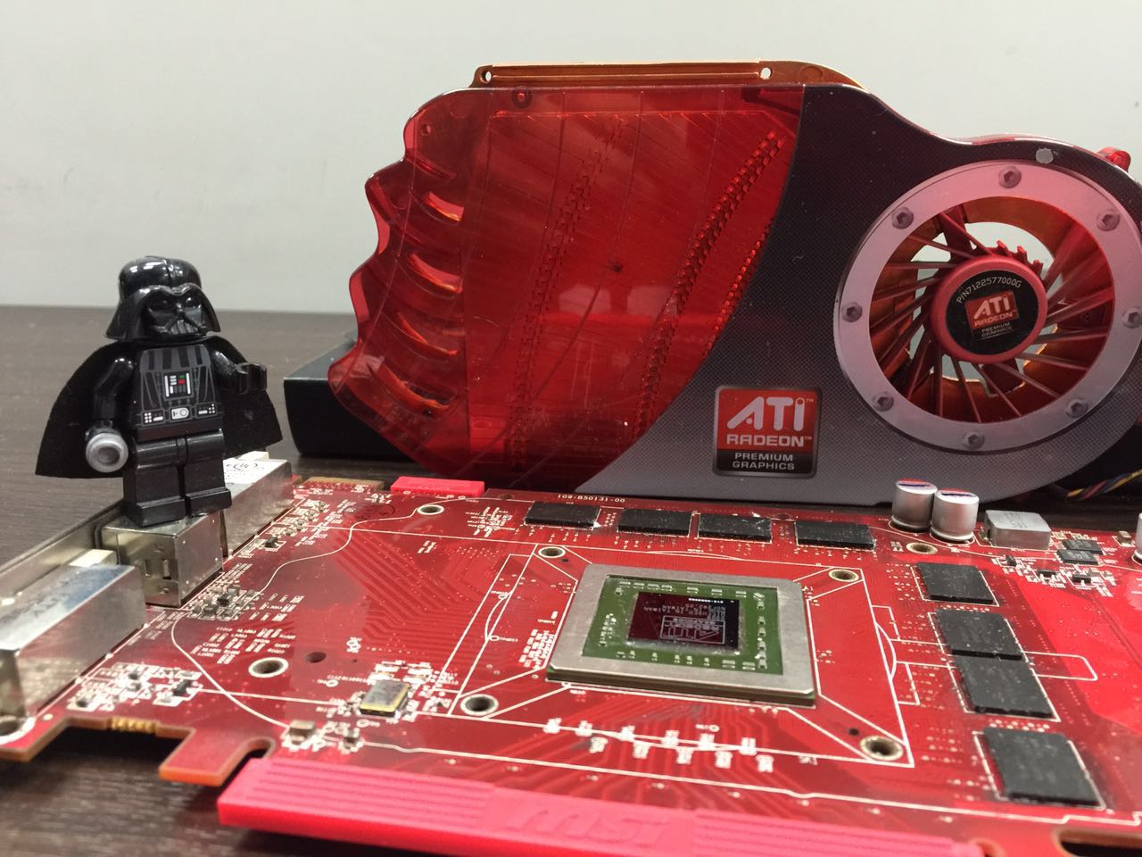 ATi Radeon 1 (5).jpg