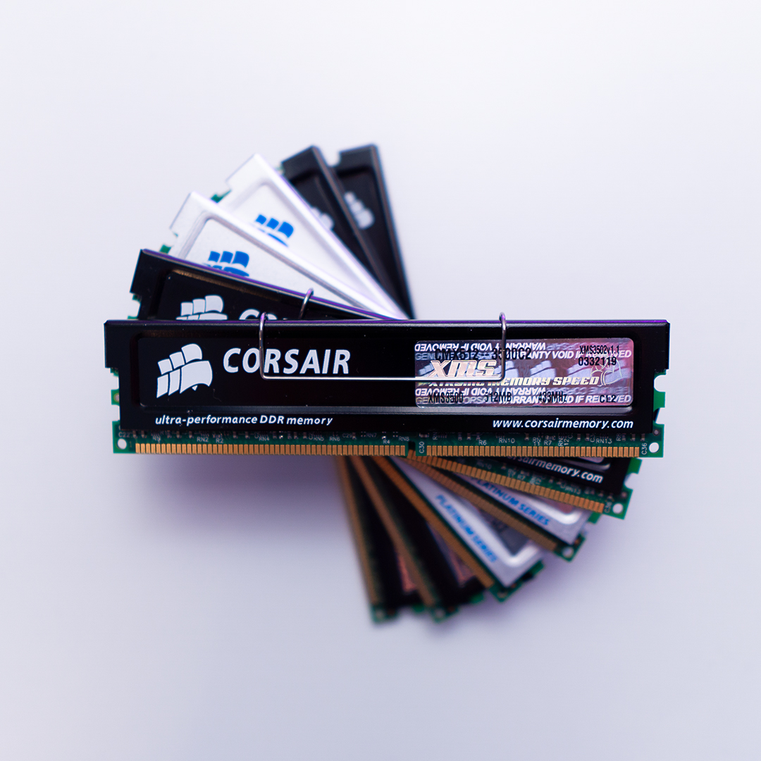 corsair-bh5-1080px.jpg