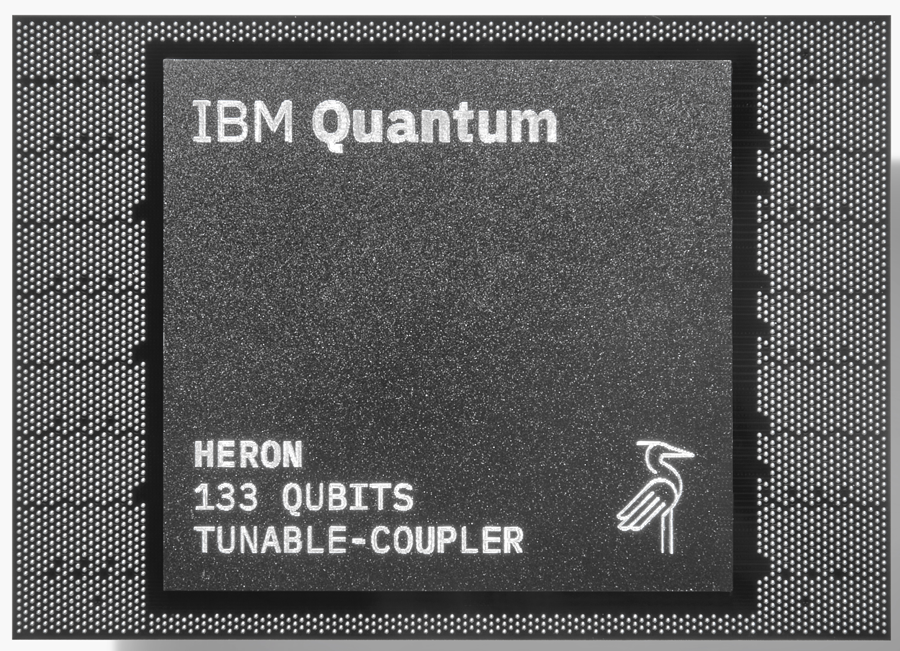 IBM_Quantum_133_Qubit_HERON_03.png