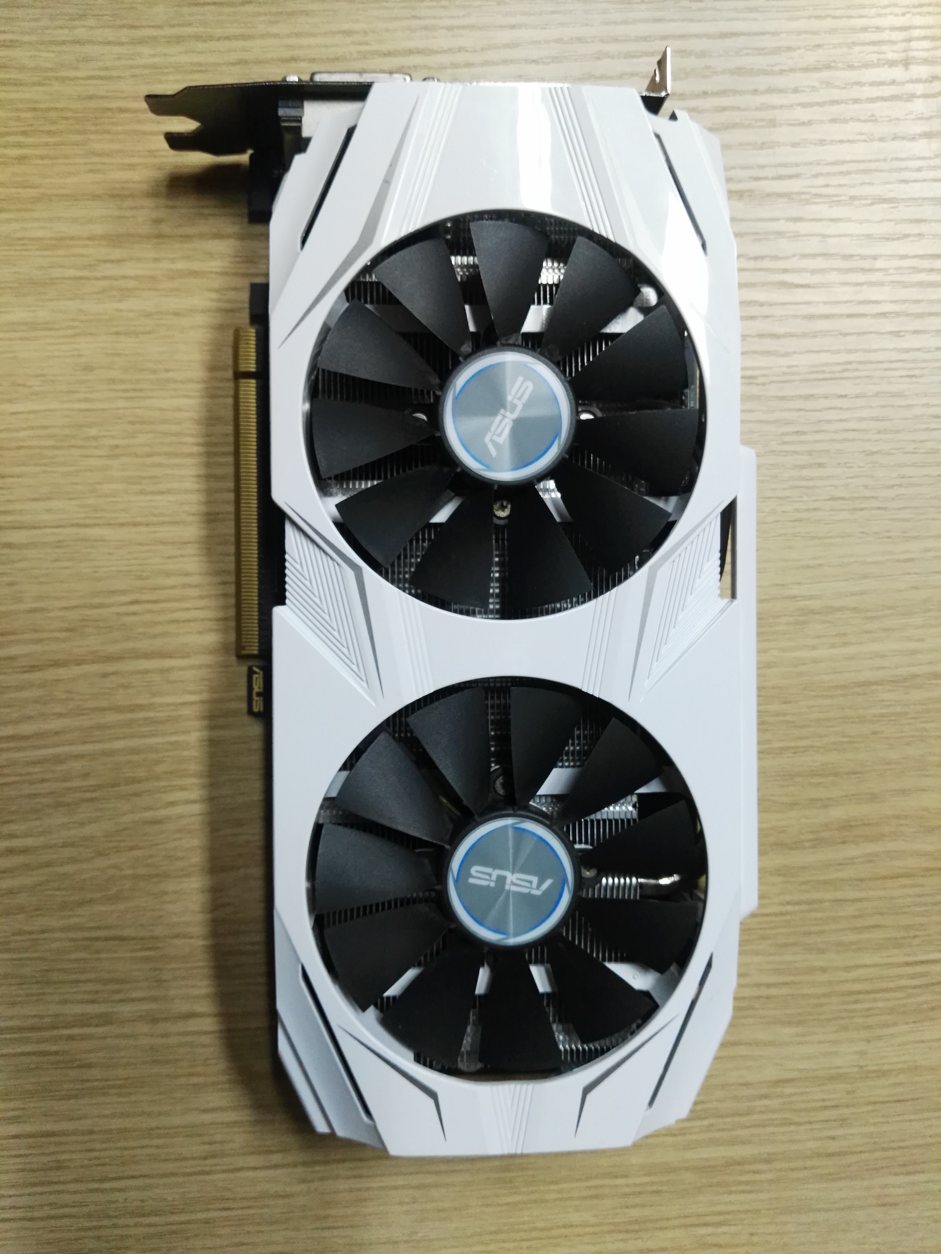 is this card RX470 ? or RX480 ? or RX570 ? HELP!!! | TechPowerUp 