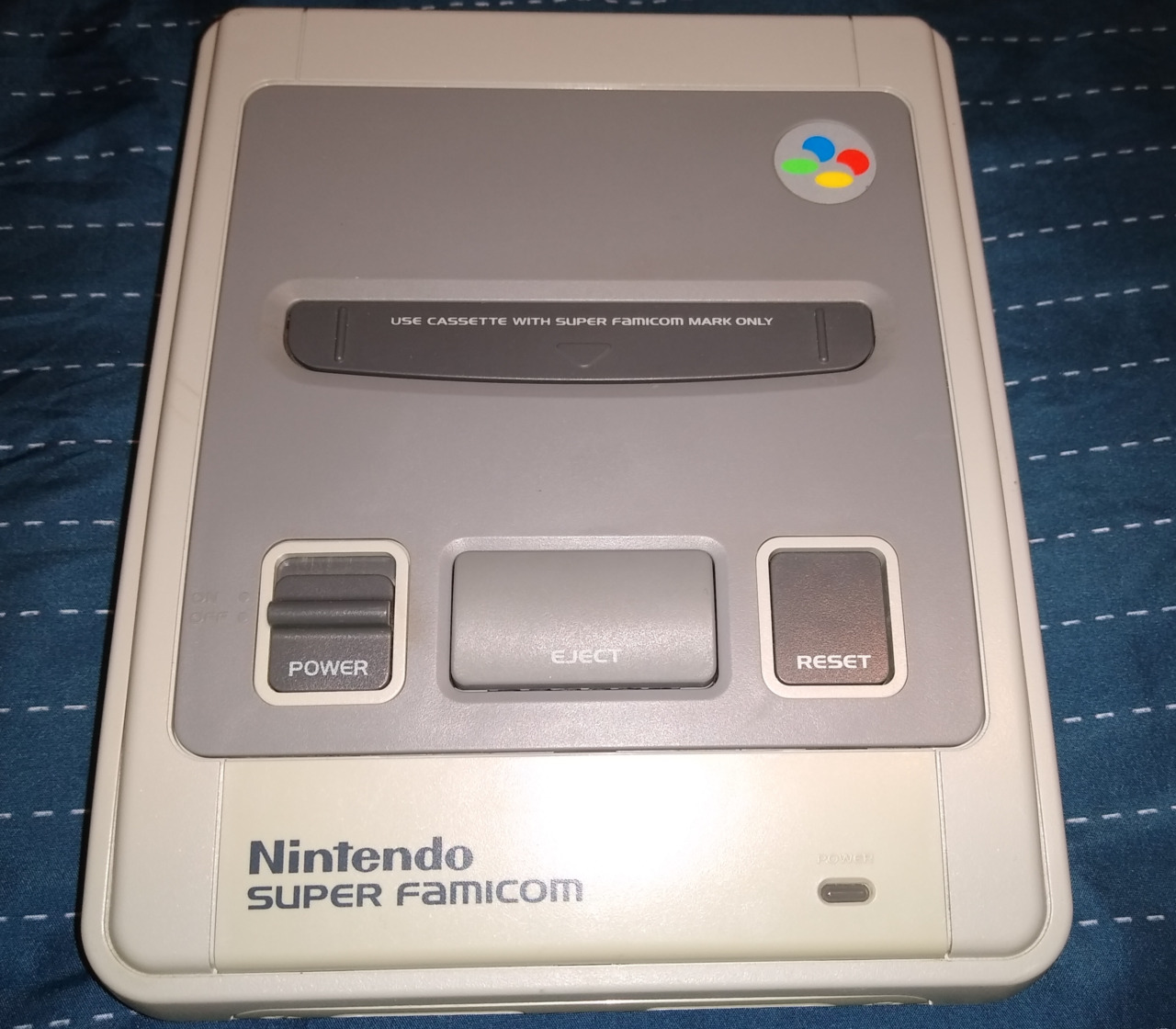 SNES-SuperFamicomSystem.jpg