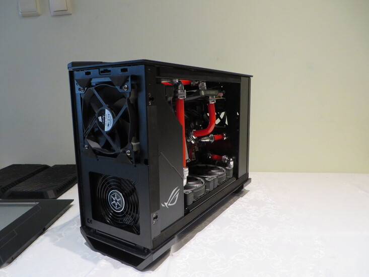 Asus Rog Z11 Concept Techpowerup Forums