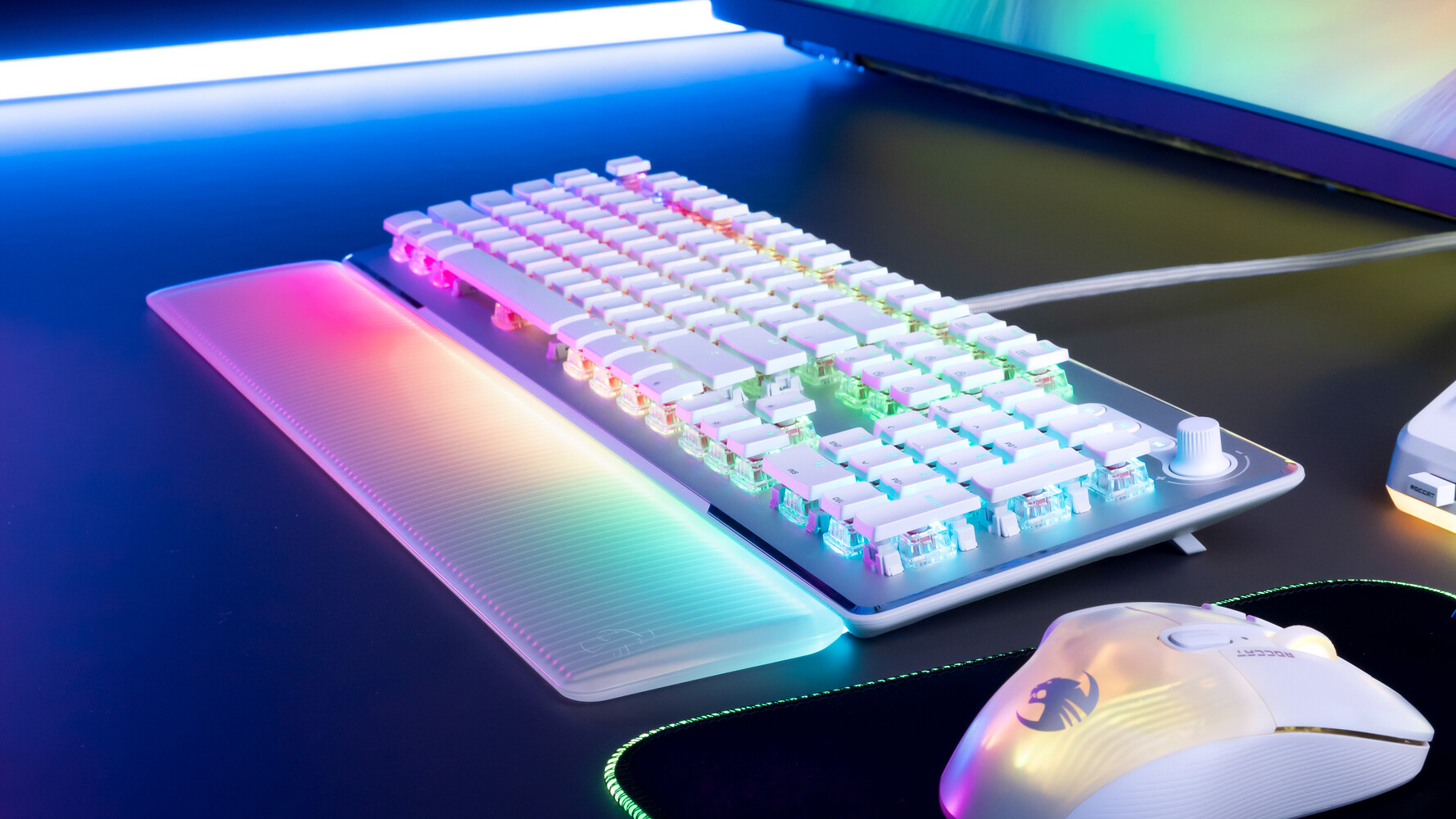Vulcan II MAX Optical Gaming Keyboard | Roccat