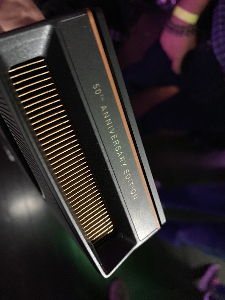 AMD Radeon RX 5700 XT 50th Anniversary 