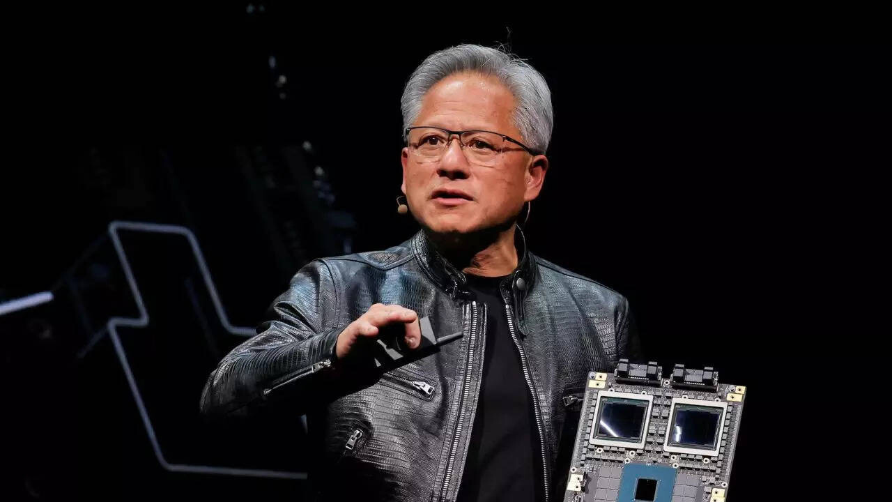 US Investigates Possible "Singapore" Loophole in China's Access to NVIDIA GPUs