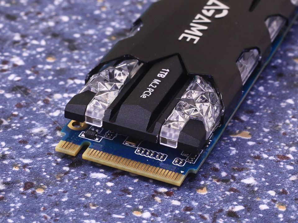 Addlink X70 RGB SSD 1 TB Review - Pictures & Components | TechPowerUp