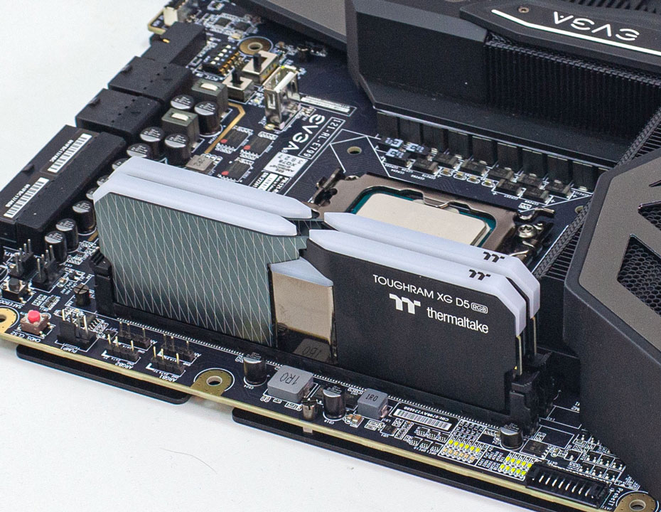 REVIEW  AMD Radeon RX 7800 XT: tão pouco, e ainda assim bate a