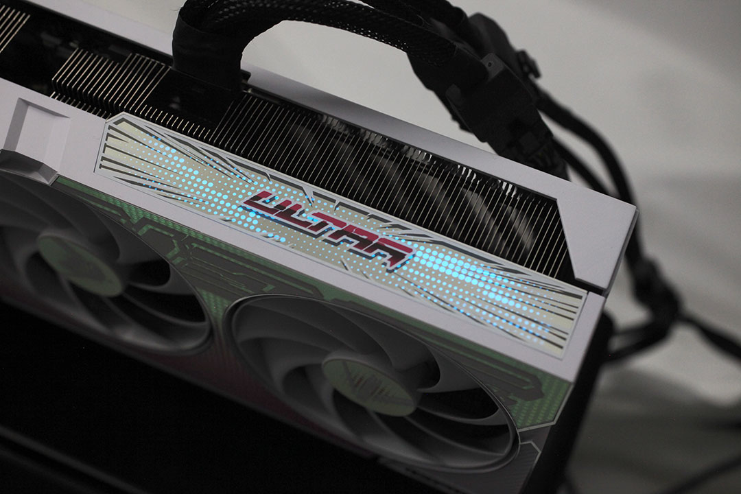 Colorful GeForce RTX 4080 Ultra White OC Review