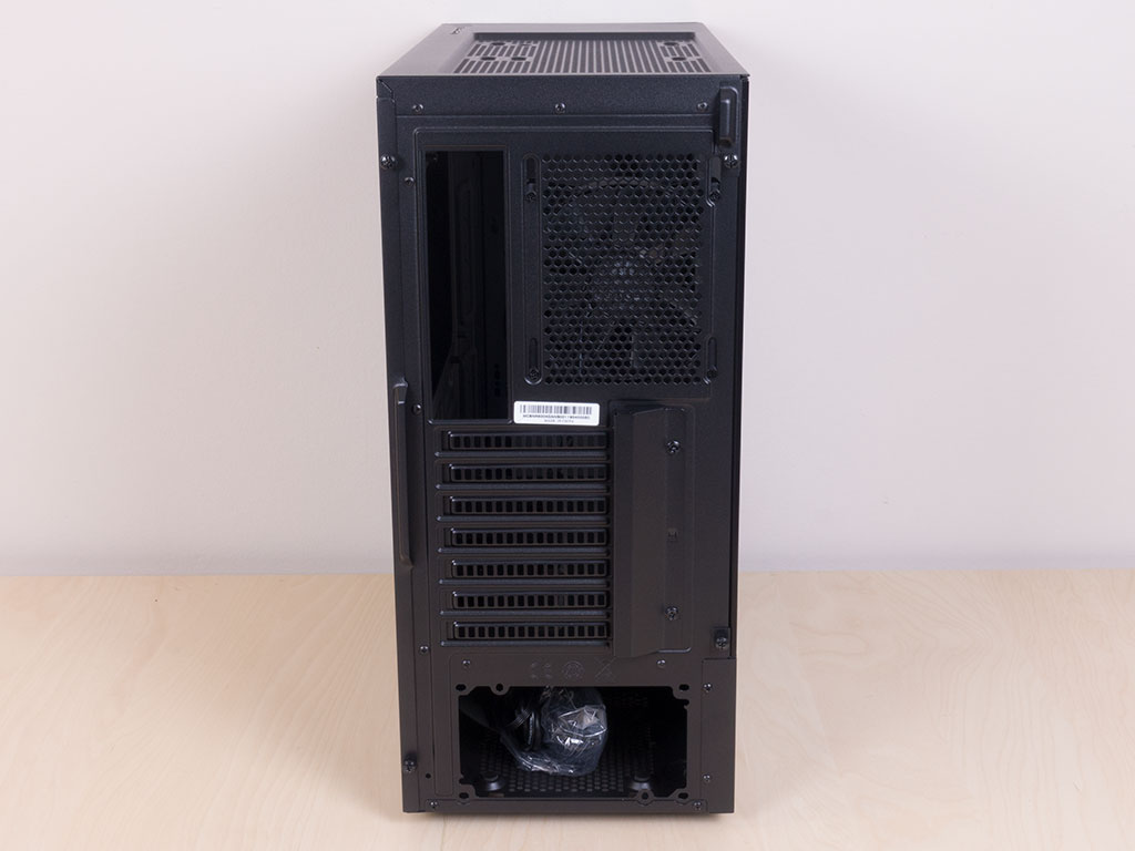 Cooler Master Masterbox NR600 Review - A Closer Look - Outside ...