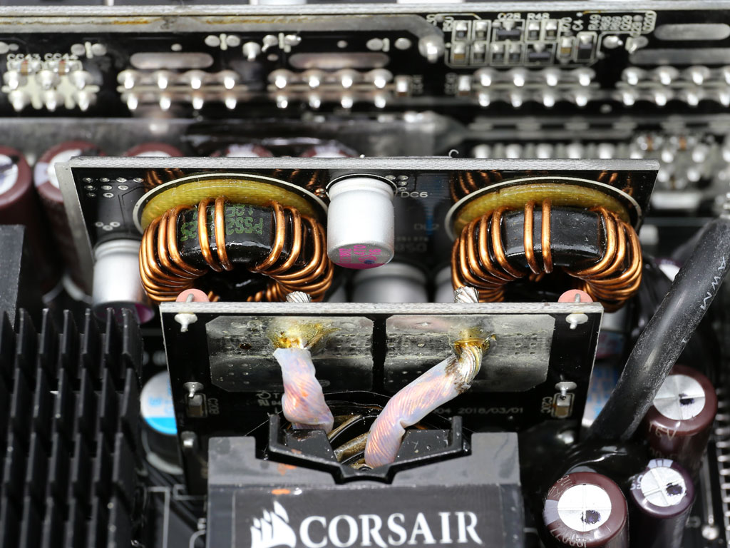Is there something wrong with my PSU Corsair RM750e ? : r/Corsair