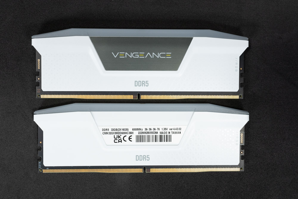 Corsair Vengeance RGB DDR5 64 Go (2 x 32 Go) 5600 MHz CL36 - Blanc