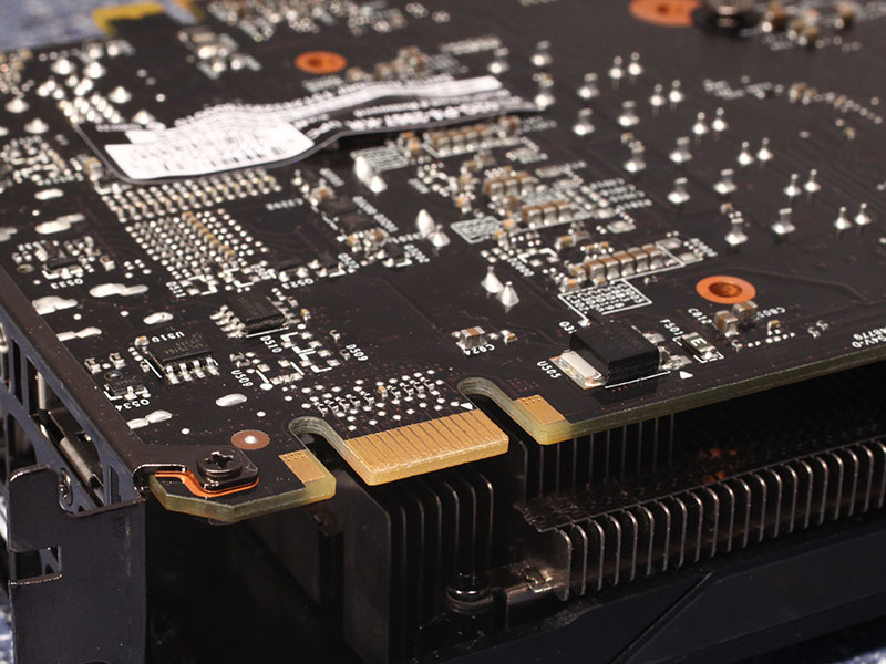 EVGA GeForce GTX 950 SSC 2 GB Review - The Card | TechPowerUp