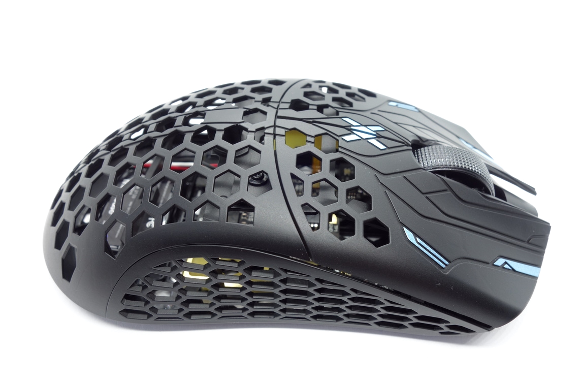 Finalmouse UltralightX Review - Shape & Dimensions | TechPowerUp