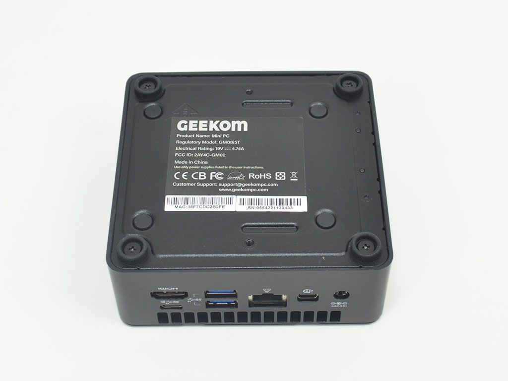 GEEKOM Mini IT8 Mini PC Review: Don't Judge This By Its Size