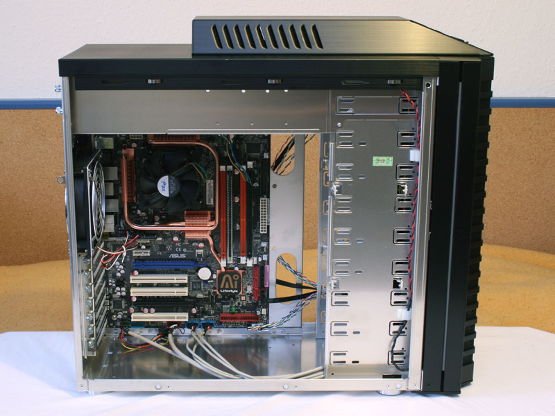 Нужно ли пк. Lian li PC-g50. Lian-li PC-k57, 2. Компьютер p 3000. Компьютер piv 3000.