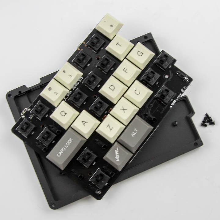 Mistel MD650L Barocco Keyboard Review - Disassembly | TechPowerUp