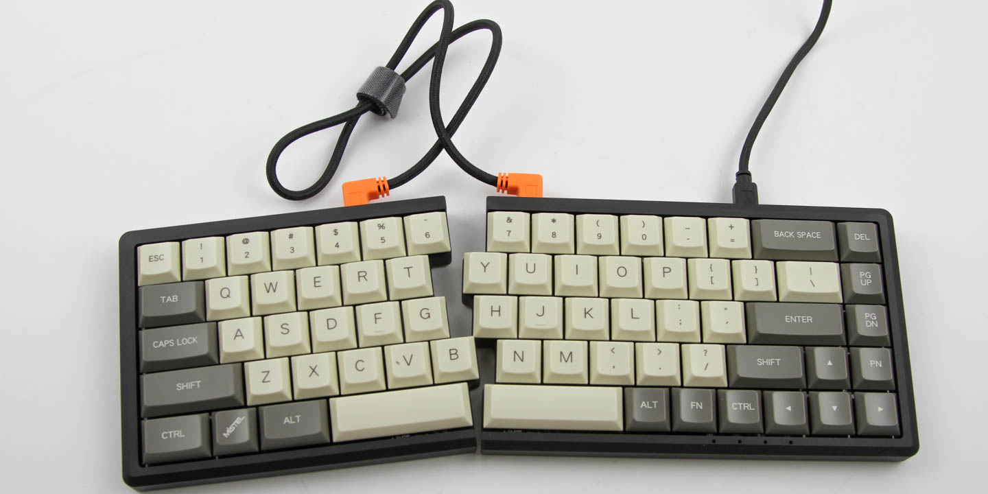 Mistel MD650L Barocco Keyboard Review - Closer Examination