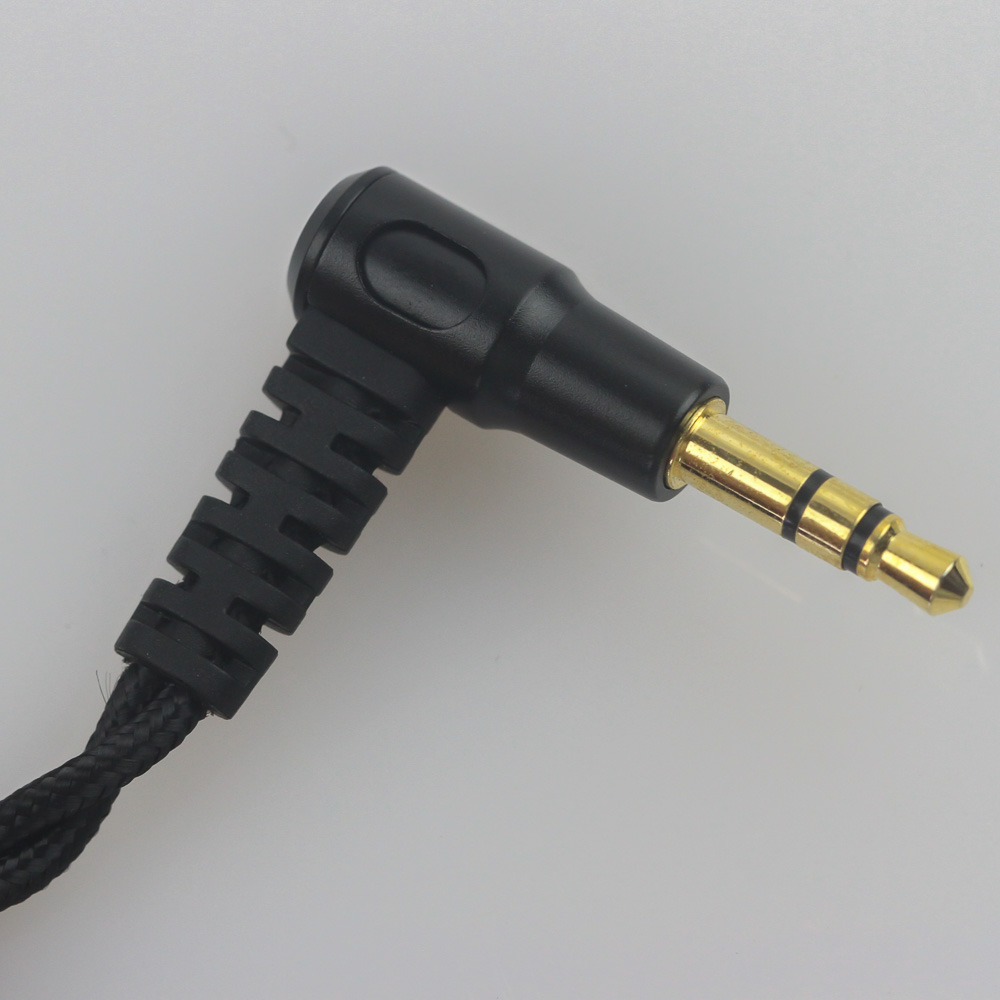 https://www.techpowerup.com/review/moondrop-aria-2021-in-ear-monitors/images/cable-2.jpg