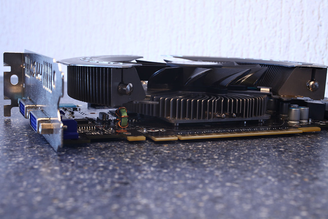 MSI GeForce GTX 550 Ti Cyclone II 1 GB Review - The Card | TechPowerUp