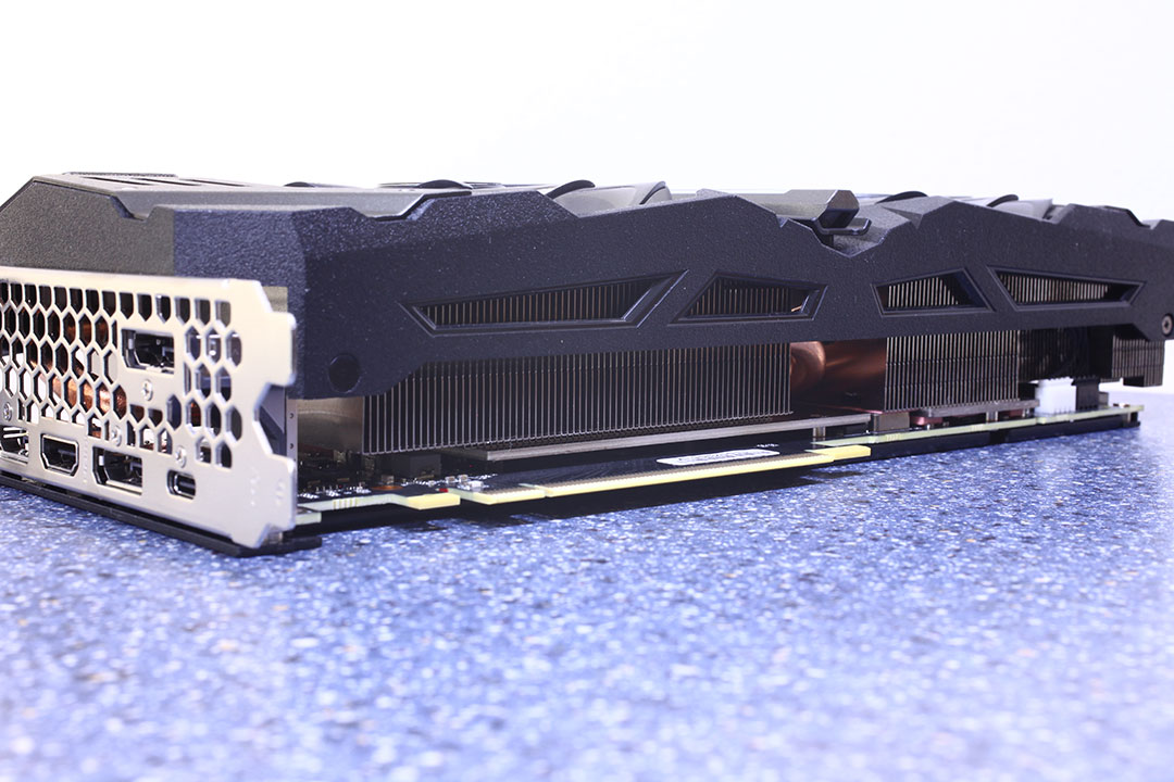 Palit GeForce RTX 2070 Super GameRock Premium Review Pictures