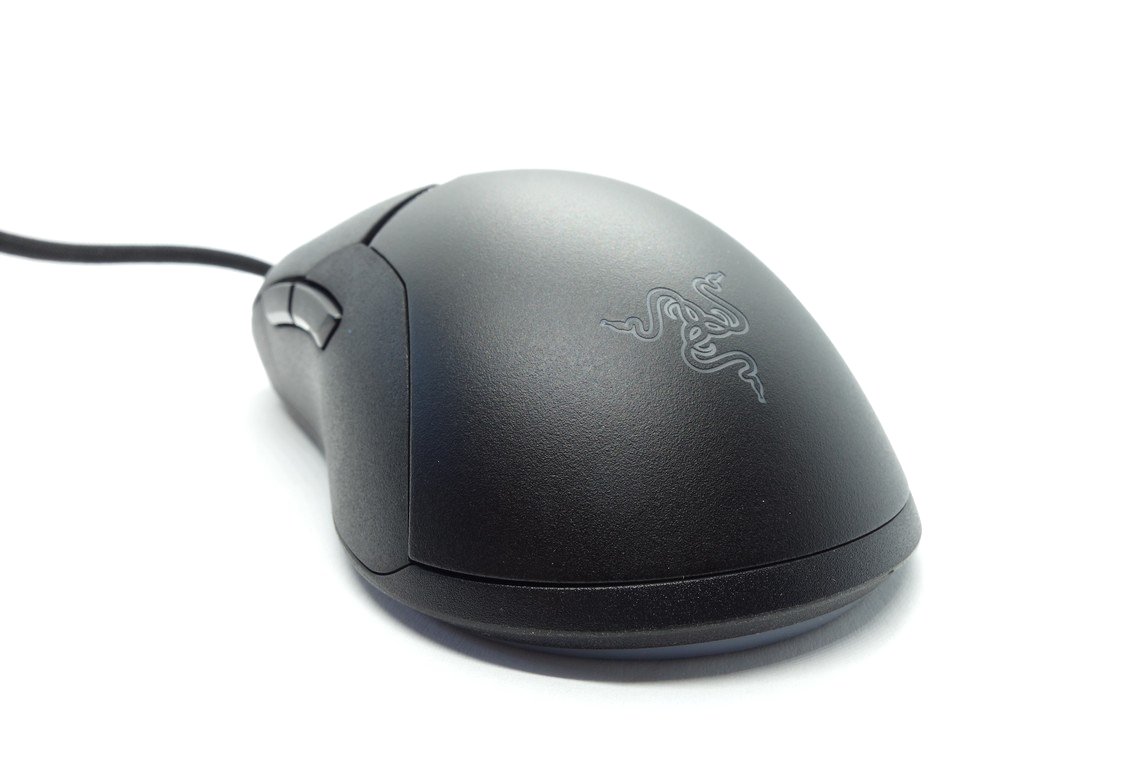 Razer Viper Mini Review - Lightweight, Precise and Affordable - Shape &  Dimensions