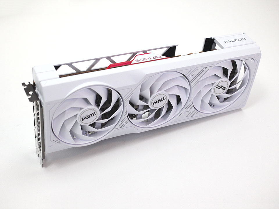 Sapphire rx 7700xt pure