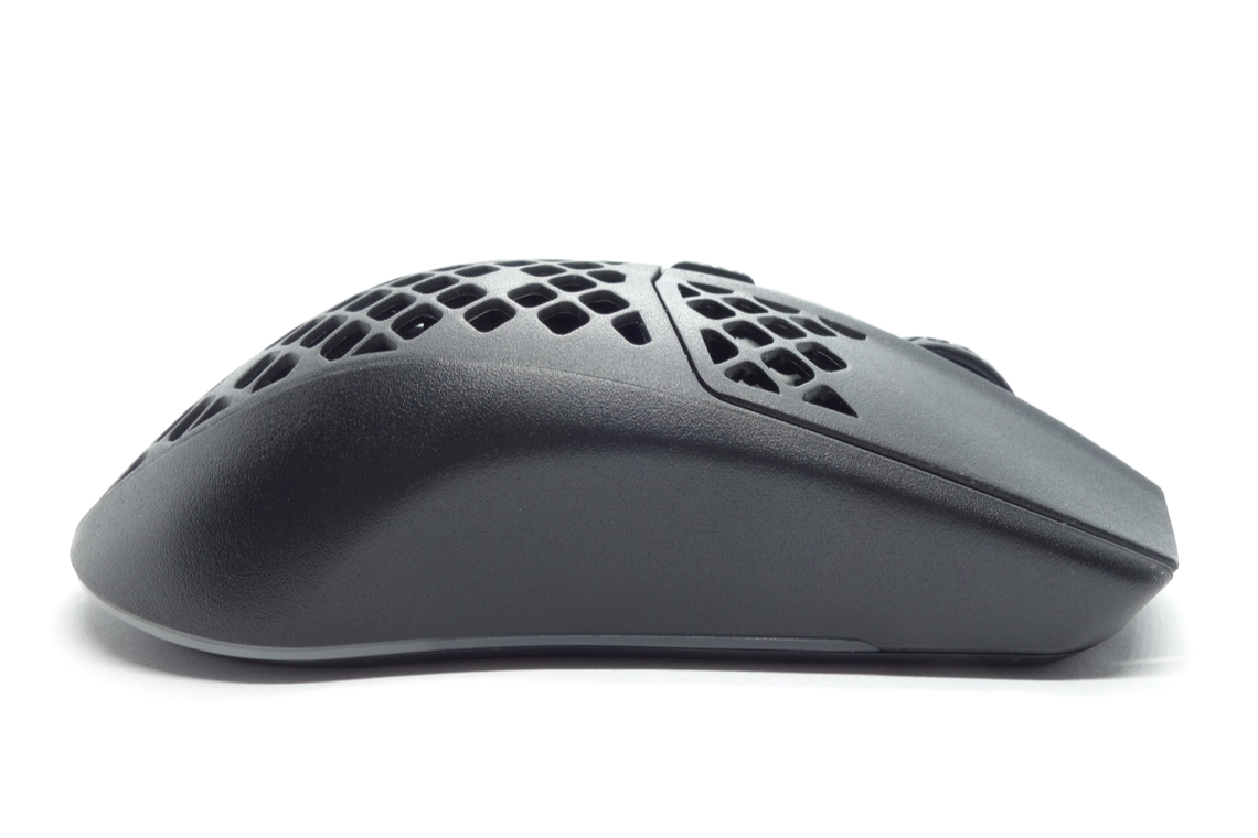 SteelSeries Aerox 3 Wireless Review - A light mouse at a heavy price