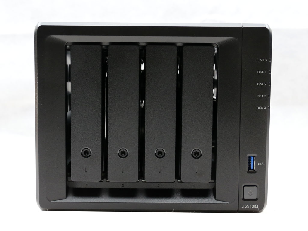 Synology DS918+ NAS-