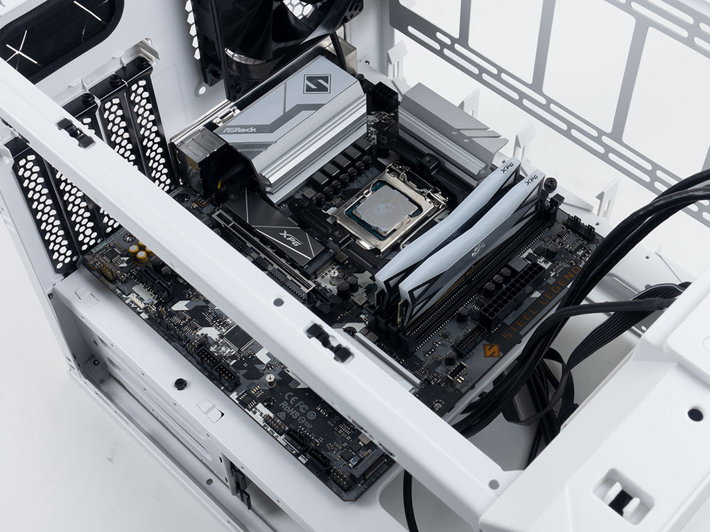 Thermaltake Divider Tg Air Snow Review Assembly Finished Looks