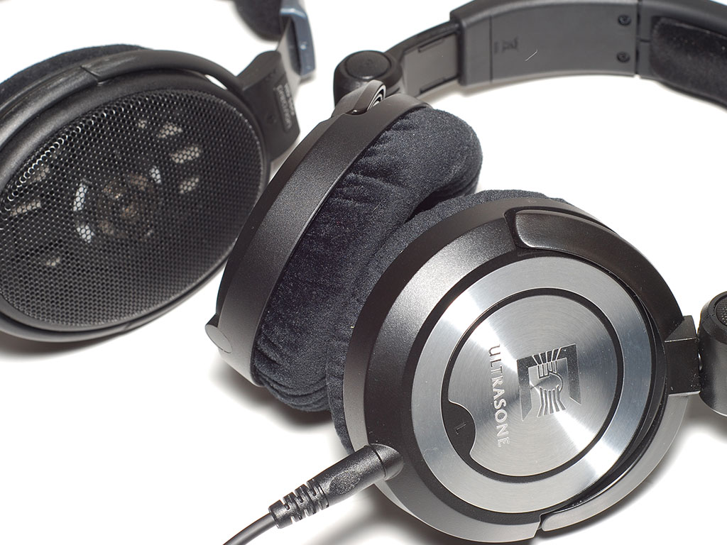 Ultrasone PRO900 Headphones Review - The Package & Closer 